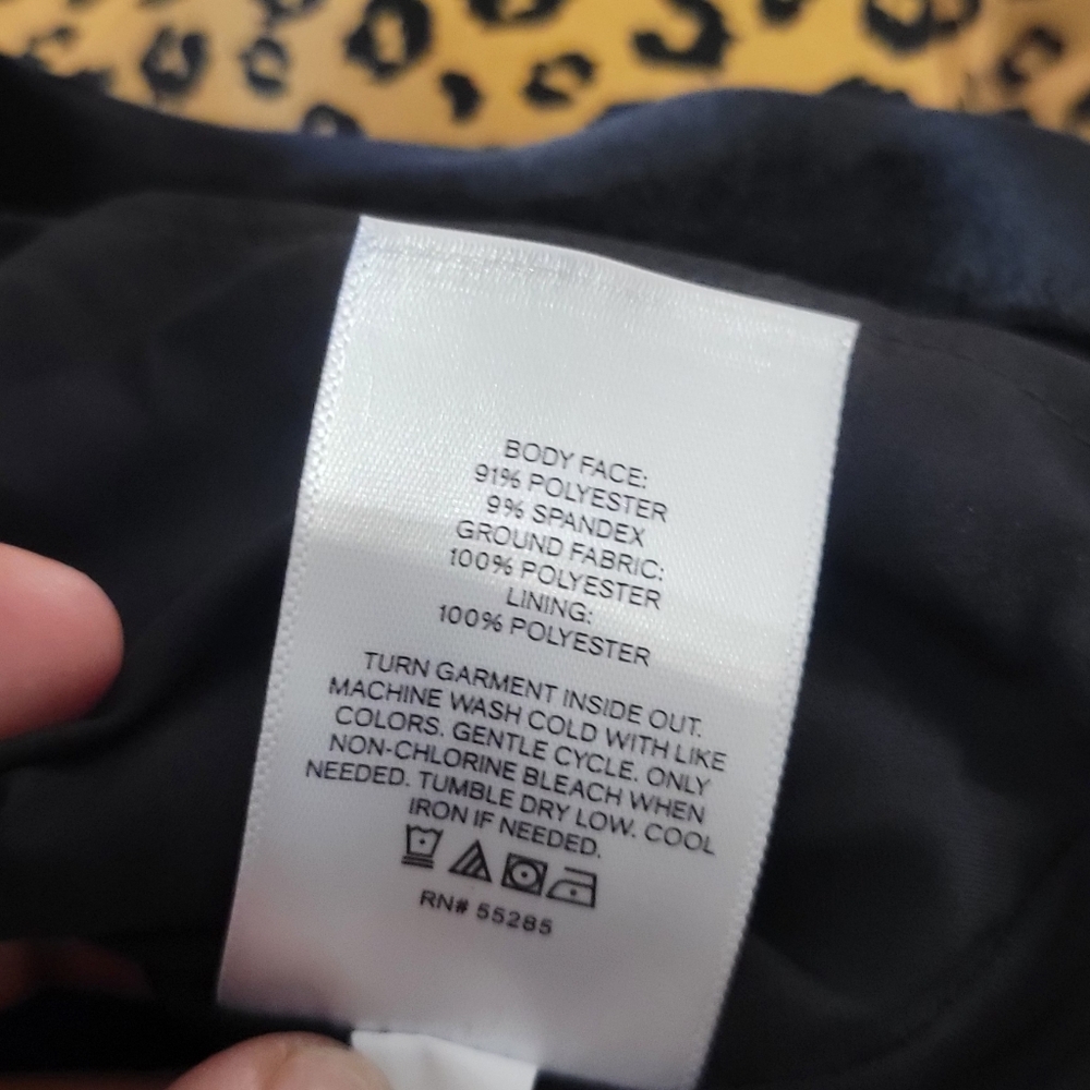 Express Velvet Off The Shoulder Faux Double Breasted Top Size M - Picture 11 of 11